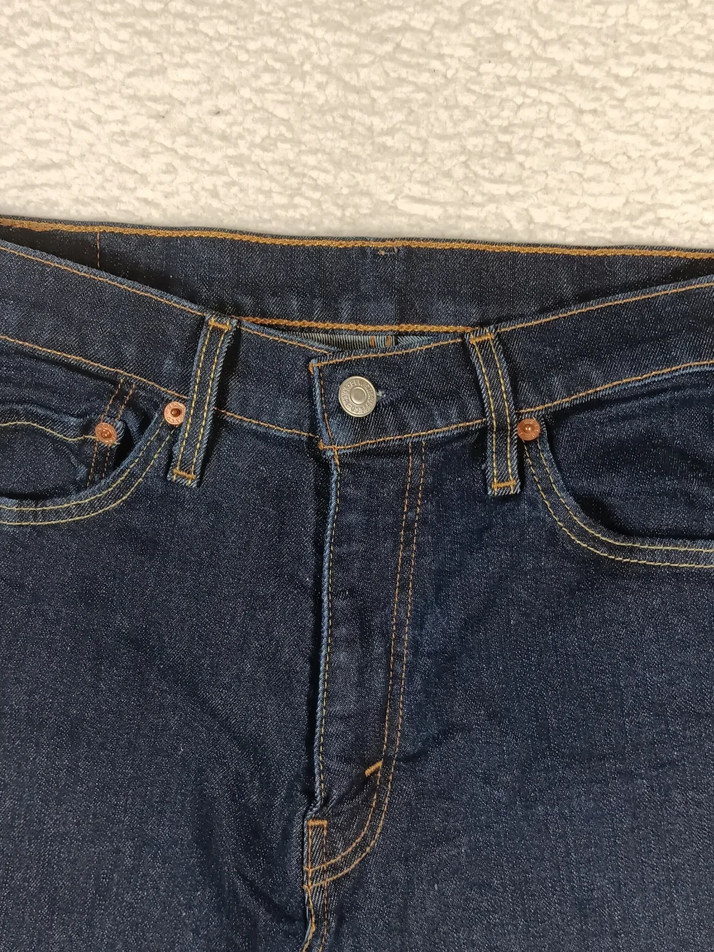 Levis 541 Jeans Mens 34x32 Blue Denim Athletic Fit Taper Dark Wash Stretch